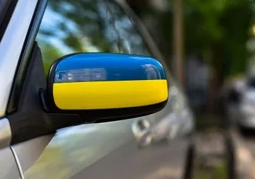 Европарламент разрешил украинские права
