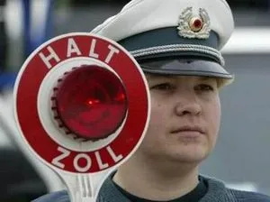 Кордони зникають, але митниця залишається