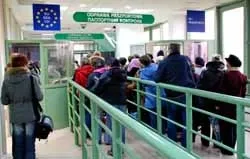 Poland fences itself off from Ukraine