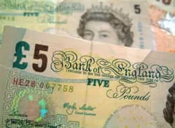 Britons oppose introduction of euro