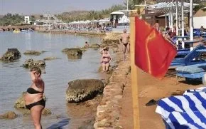 В туристов вцепились зубами