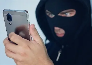 In Czechia, scammers have switched to Ukrainian